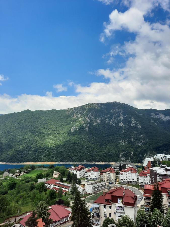 Jovovic Apartment